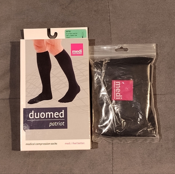 NEW DUOMED PATRIOT BLACK MEDICAL COMPRESSION STOCKING 20-30mmHg SIZE MEDIUM - Picture 6 of 9